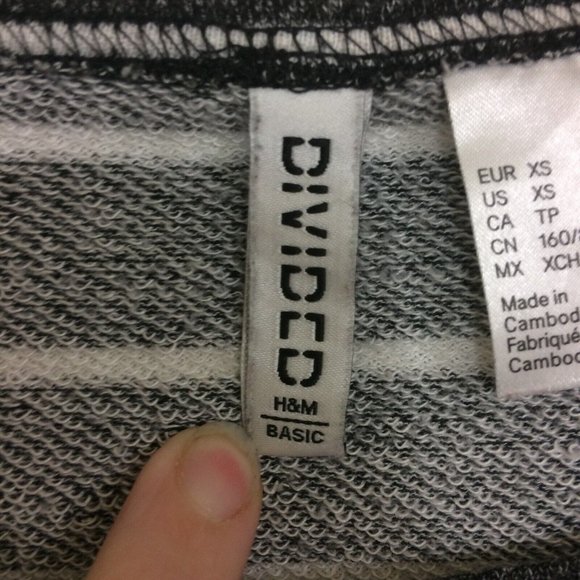 H&M Divided Womens Heathered Gray White Striped 3/4 Cuffed Sleeve Shirt XS Top - Picture 4 of 7